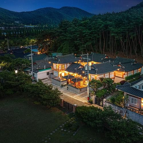 대표 썸네일