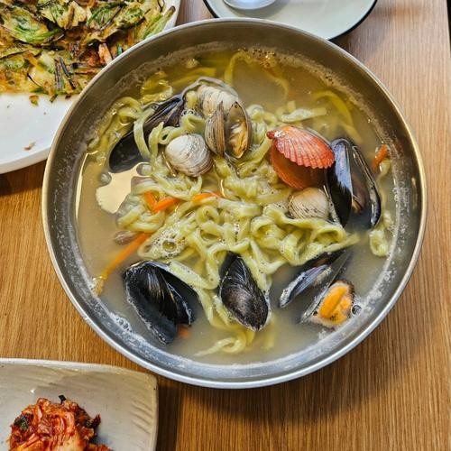 대표 썸네일
