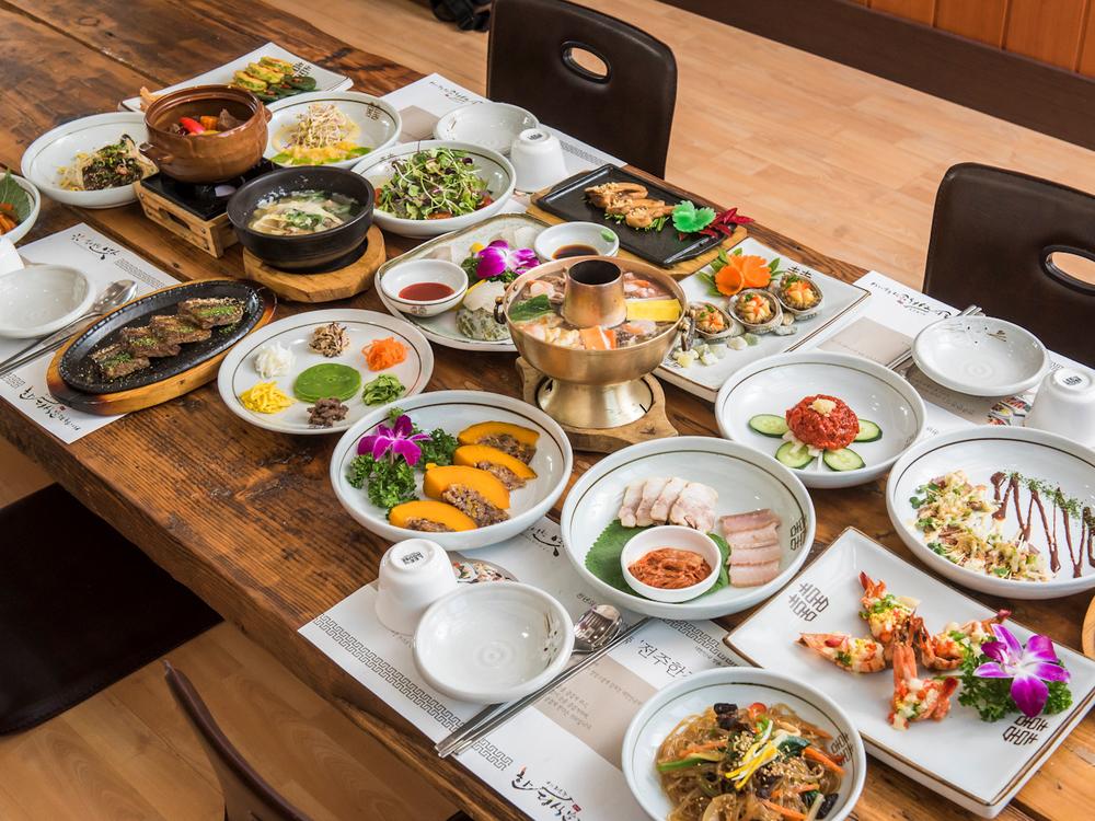 전라도 여행 중 꼭 가봐야 할 한정식 백반 맛집 10곳