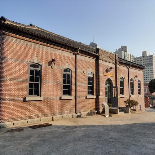 구마산헌병분견대전시관: 일제강점기 역사 체험 공간