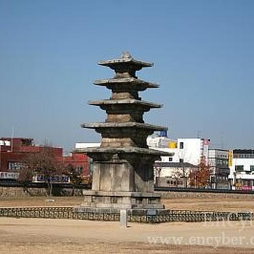 부여 정림사지오층석탑: 백제 사비 시대의 대표 석탑